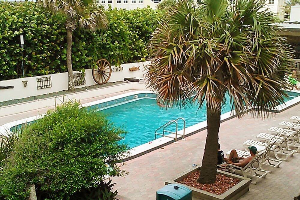 Photo of Outdoor in Central Beach