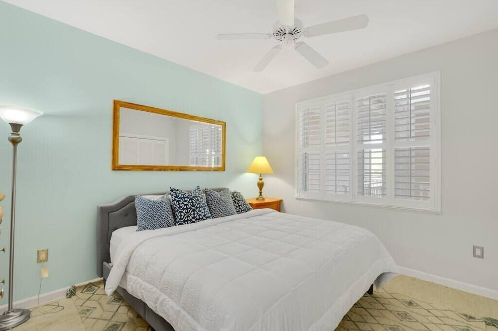 Photo of Bedroom in Grand Harbor