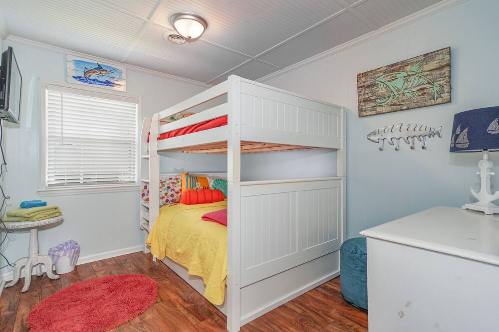 Photo of Bedroom in The Point