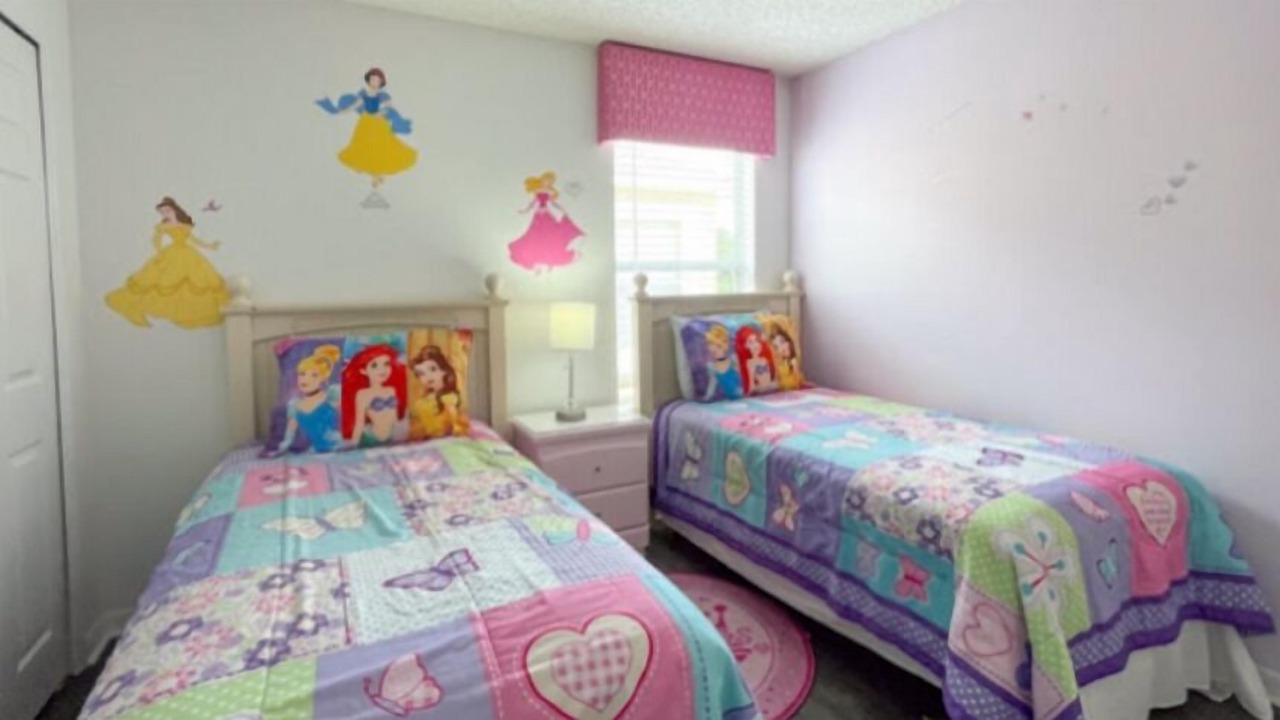 Photo of Bedroom in Seasons