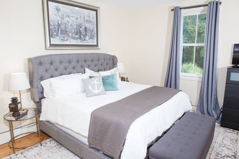 Photo of Bedroom in Habersham