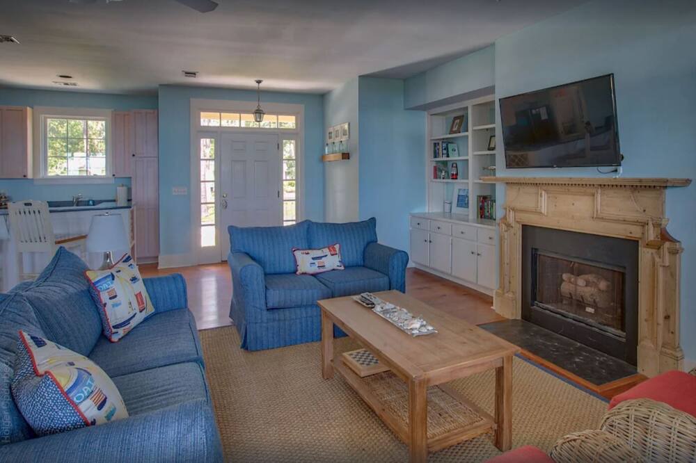 Photo of Livingroom in Melrose on the Beach