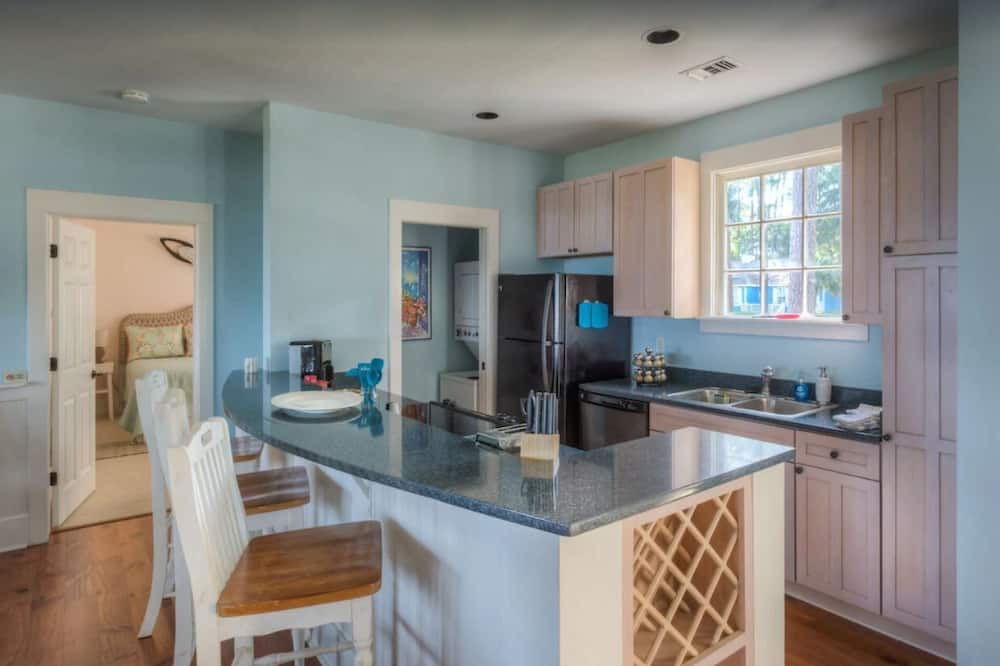 Photo of Kitchen in Melrose on the Beach