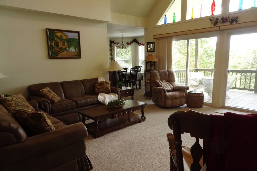 Photo of Livingroom in Hayesville
