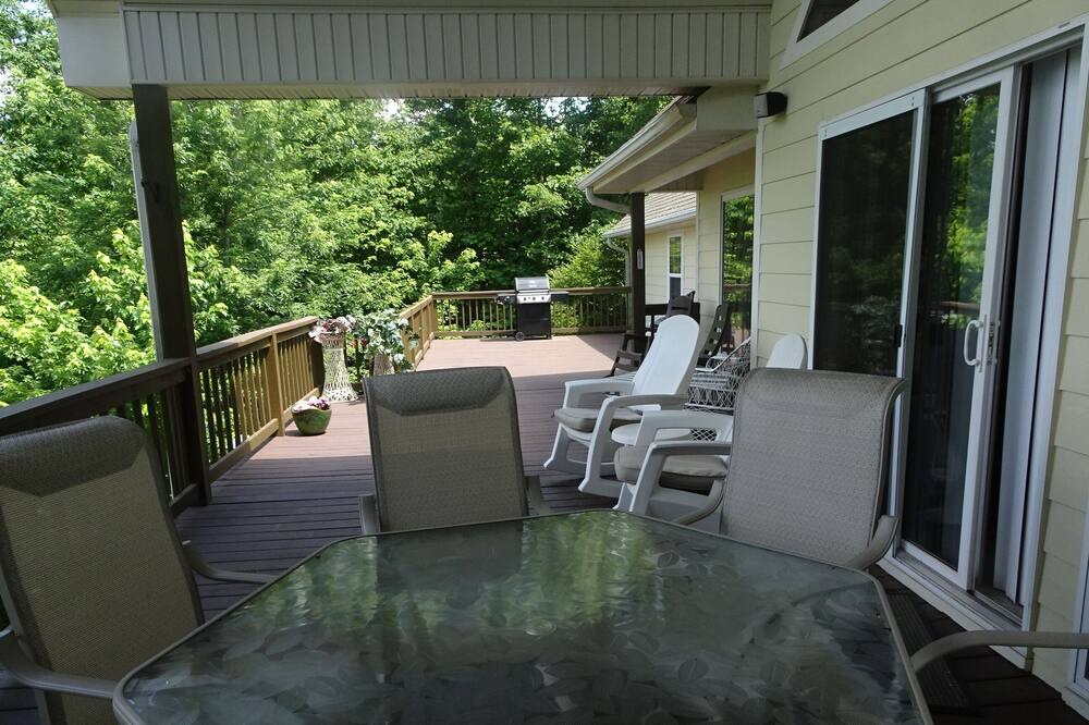 Photo of Outdoor in Hayesville