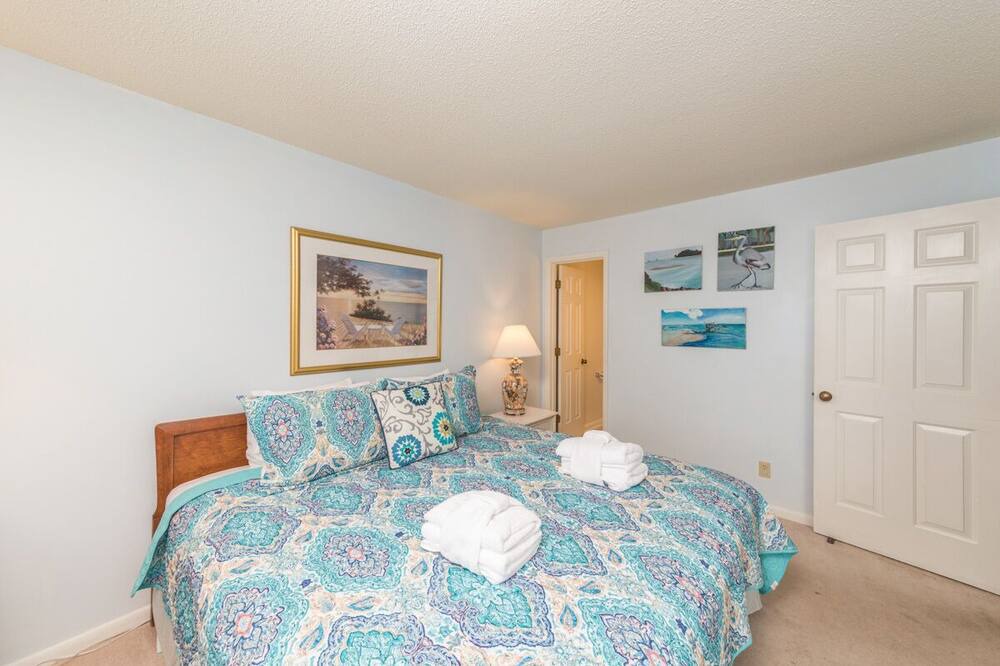 Photo of Bedroom in Saint Helena Island