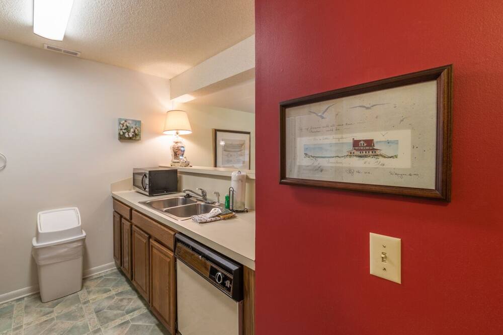 Photo of Bedroom in Saint Helena Island