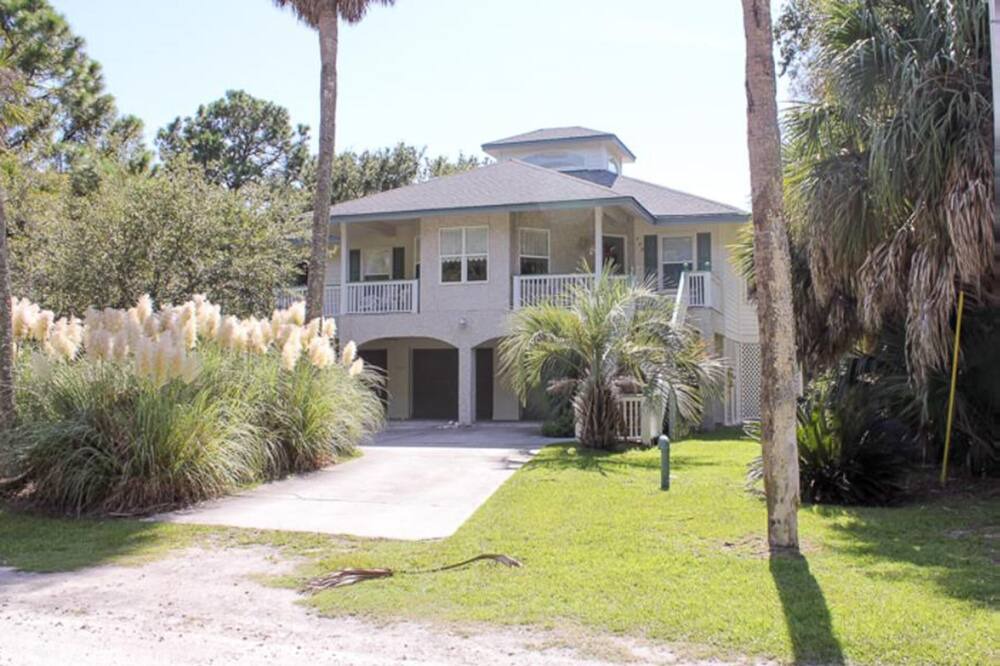 Photo of Others in Saint Helena Island