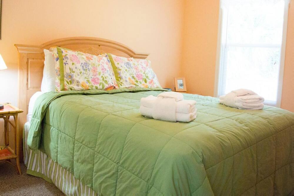 Photo of Bedroom in Saint Helena Island