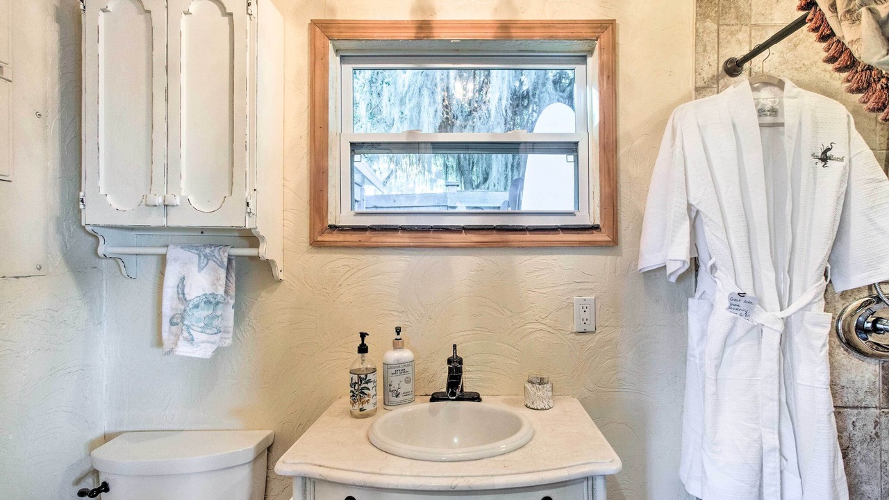 Photo of Bathroom in Midway