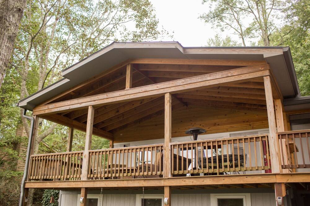 Photo of Patio Balcony in Glenville