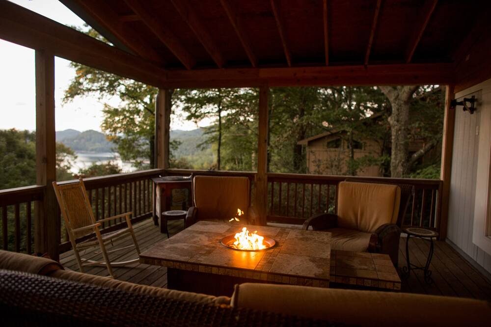 Photo of Patio Balcony in Glenville