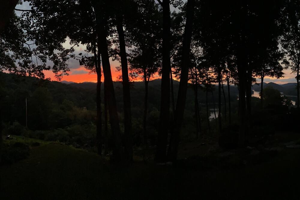Photo of Outdoor in Glenville