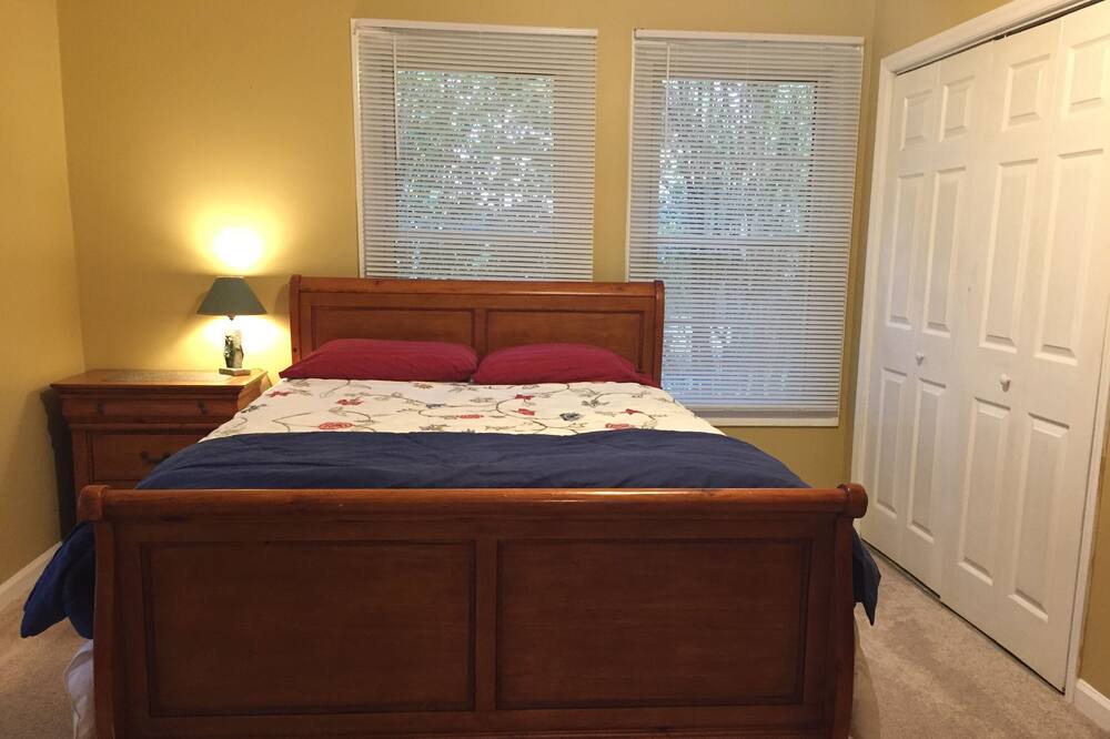 Photo of Bedroom in Jenkinsville
