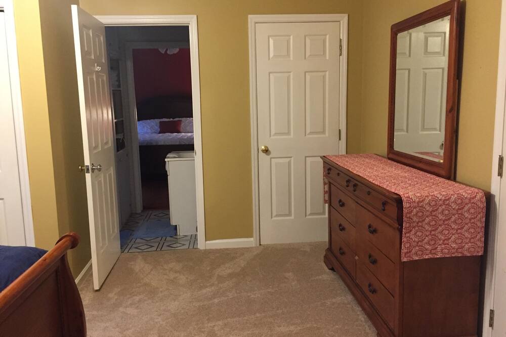 Photo of Bedroom in Jenkinsville