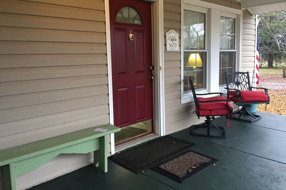 Photo of Outdoor in Jenkinsville