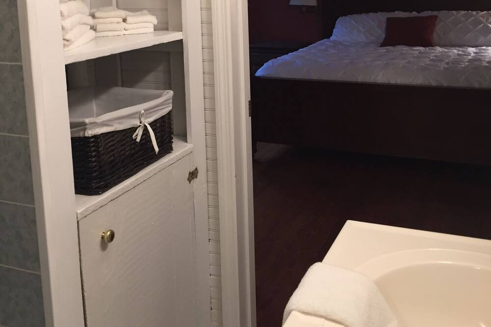 Photo of Bathroom in Jenkinsville