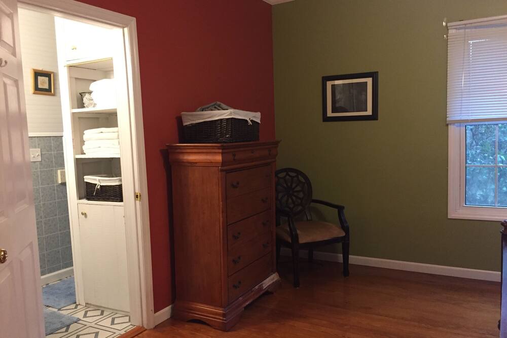 Photo of Bathroom in Jenkinsville