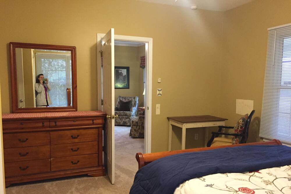 Photo of Bedroom in Jenkinsville