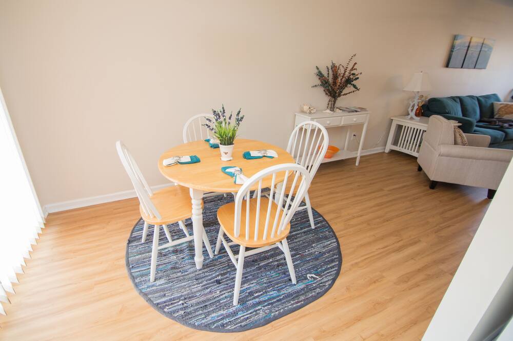 Photo of Livingroom in Charleston