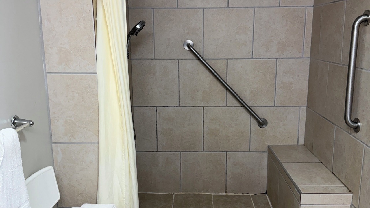 Photo of Bathroom in Port Wentworth