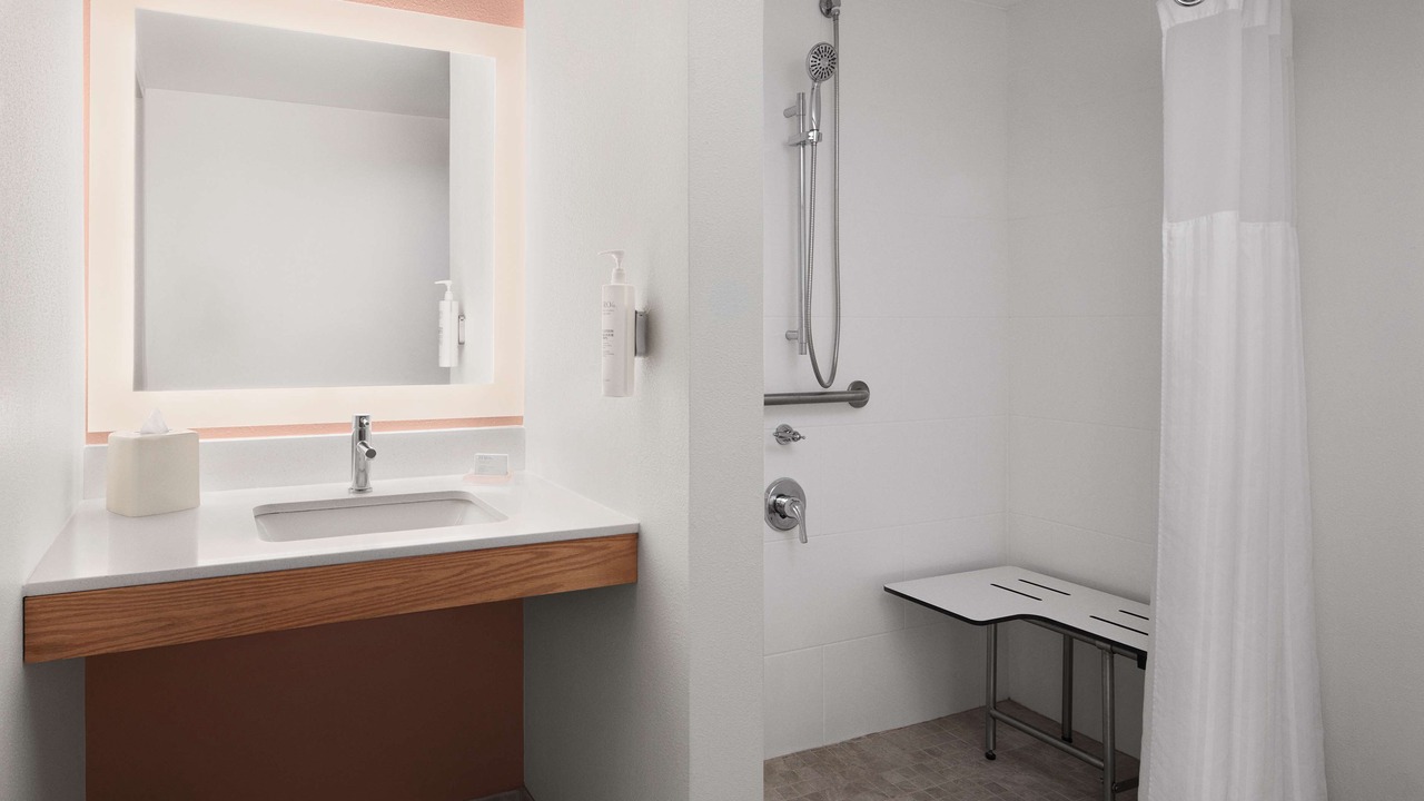Photo of Bathroom in Beaufort