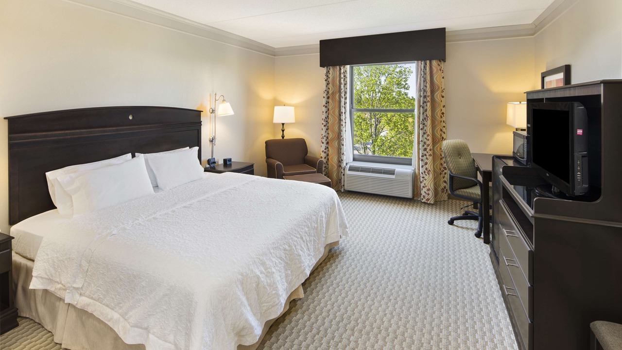 Photo of Bedroom in Royal Pines Estates