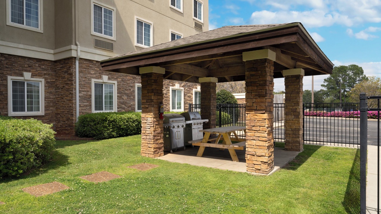 Photo of Outdoor in National Hills