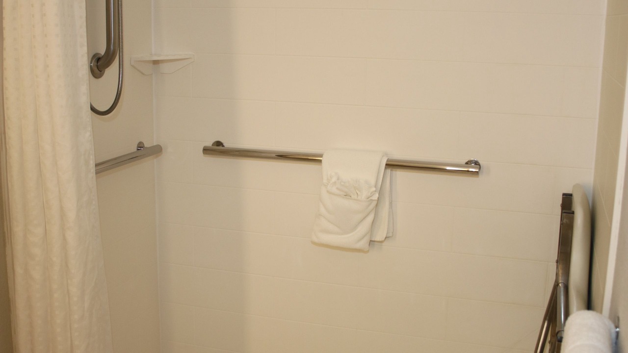 Photo of Bathroom in Douglas