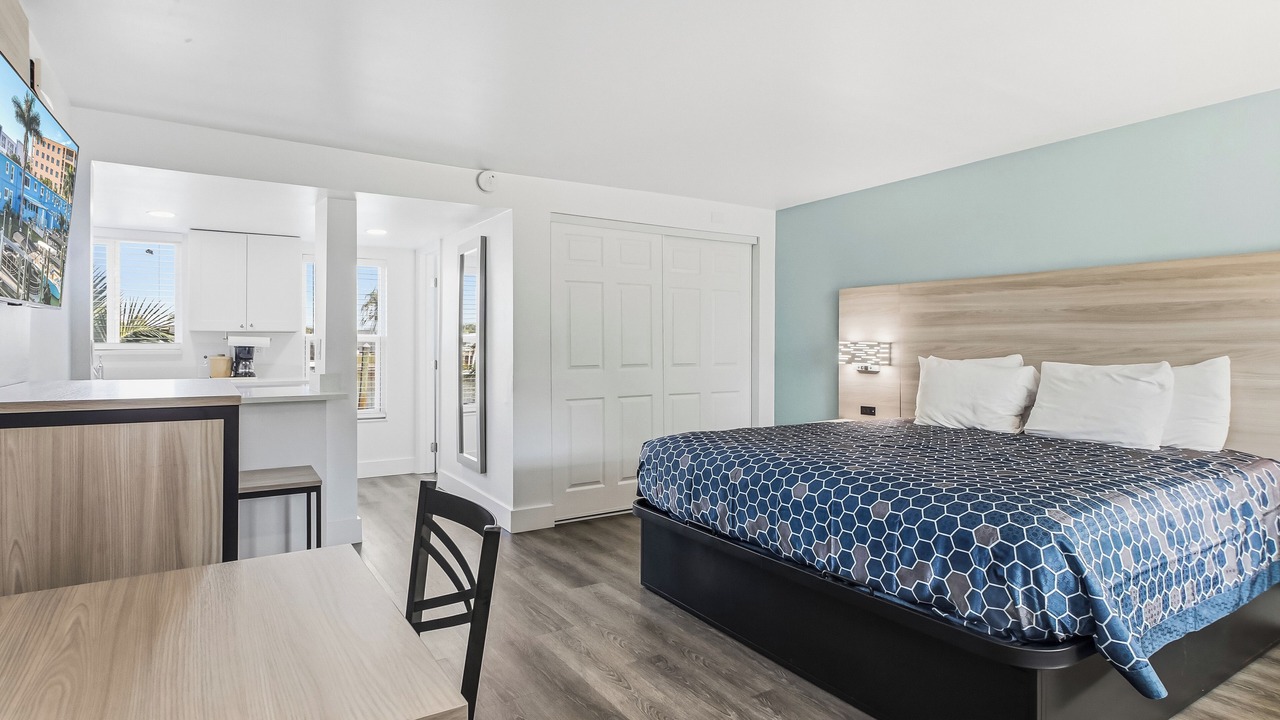 Photo of Bedroom in Treasure Island