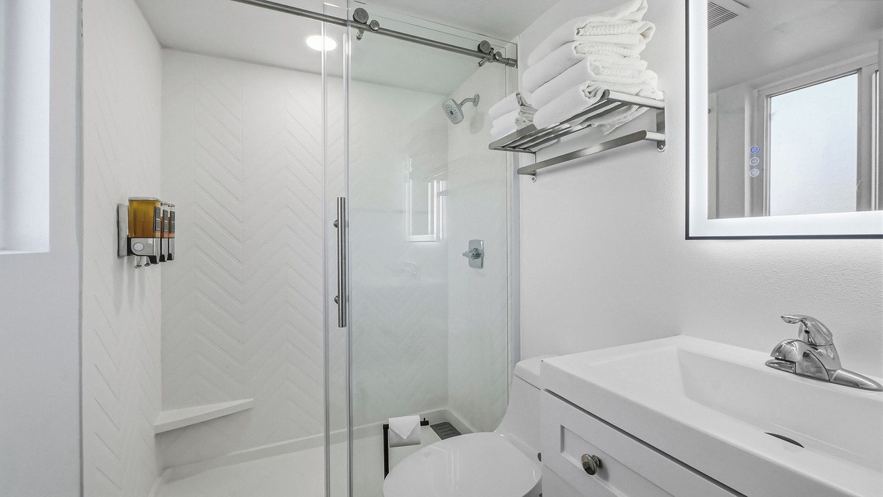 Photo of Bathroom in Treasure Island