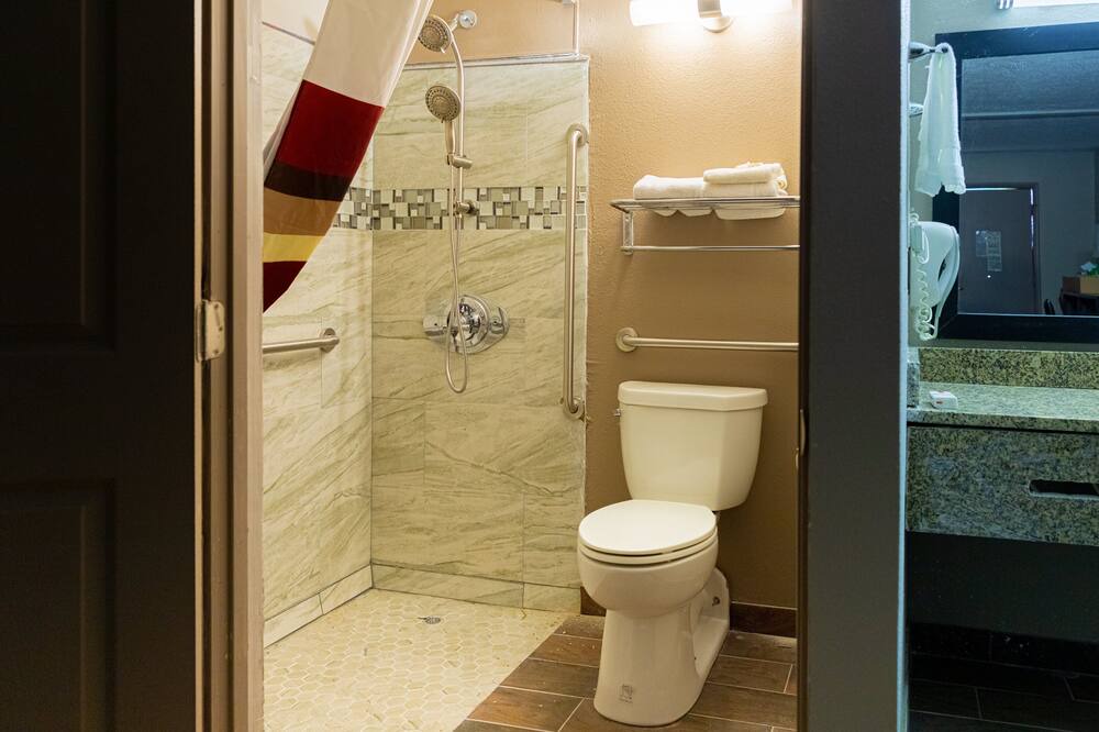 Photo of Bathroom in Richmond Hill