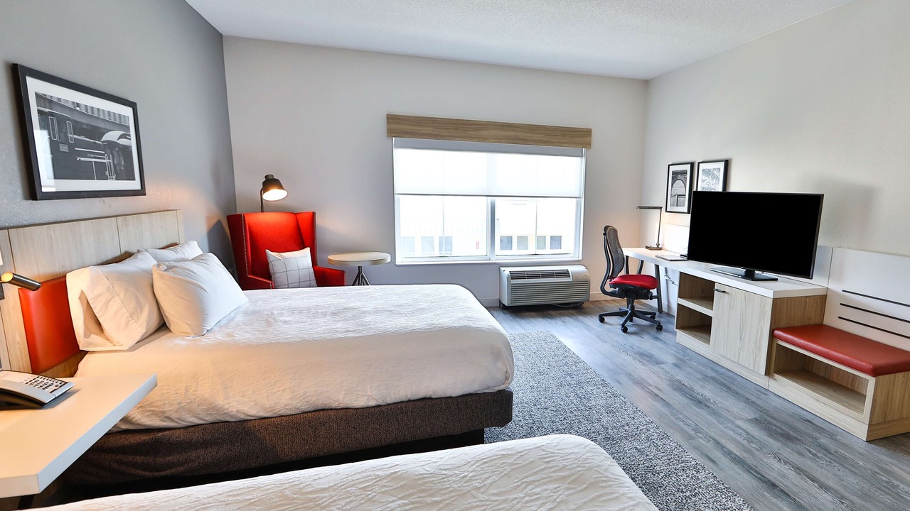 Photo of Bedroom in Historic District - North