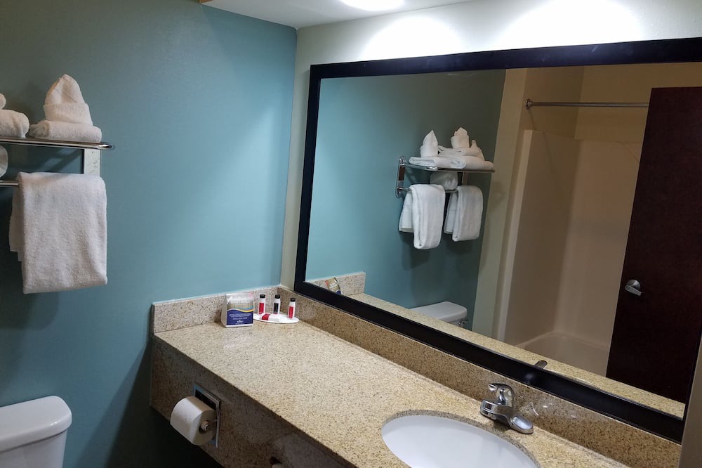 Photo of Bathroom in Grovetown