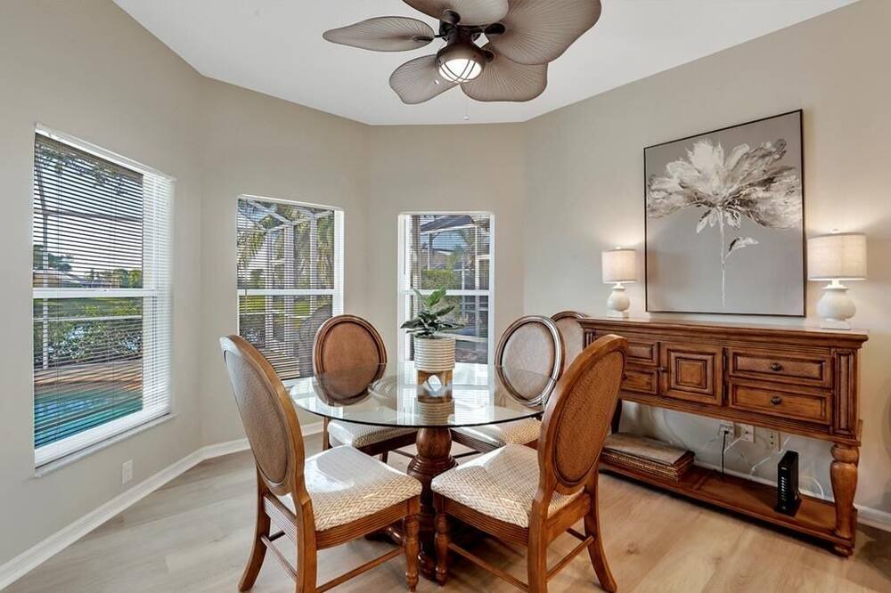 Photo of Kitchen in Falcons Glen