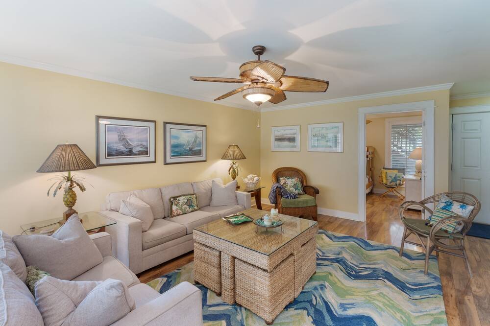 Photo of Livingroom in Saint Helena Island