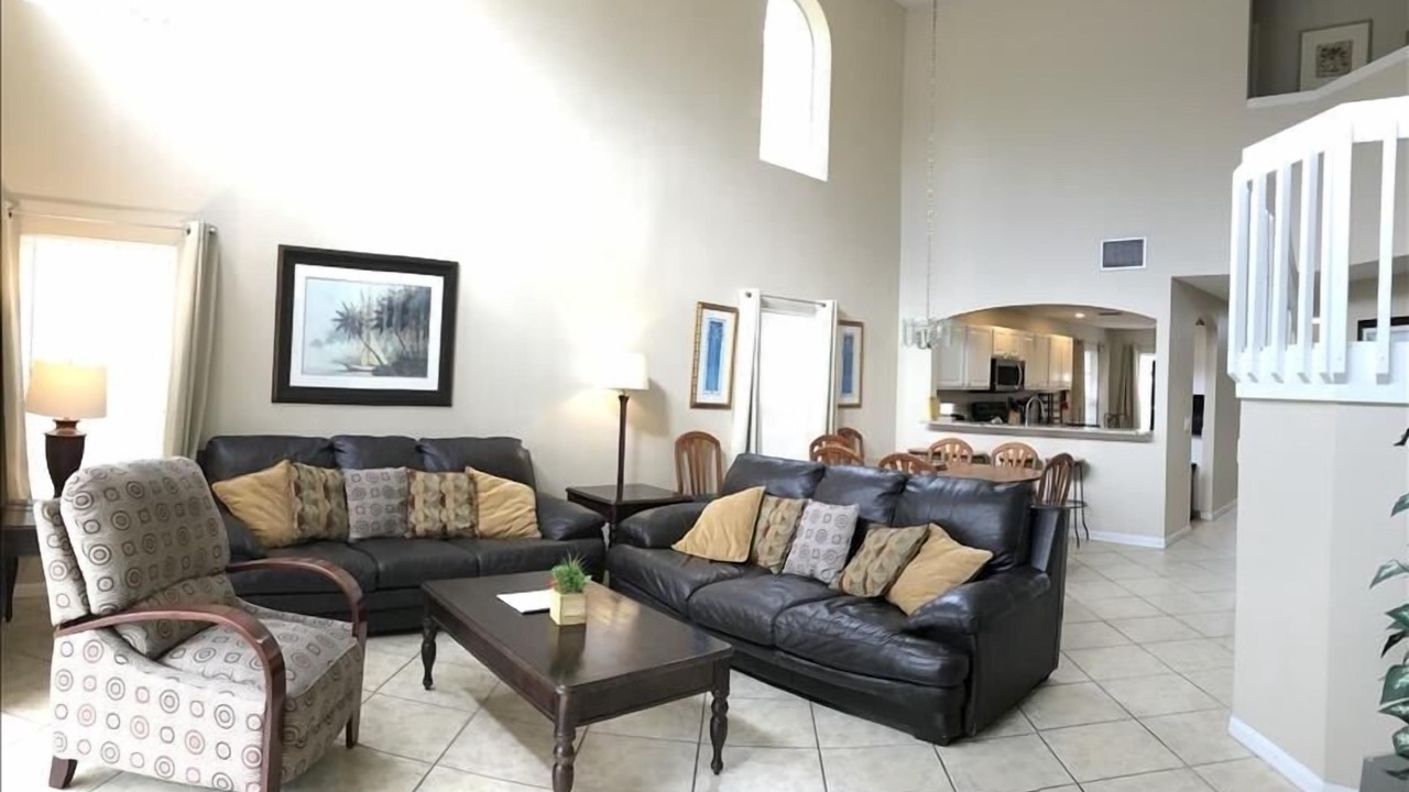 Photo of Livingroom in Westridge