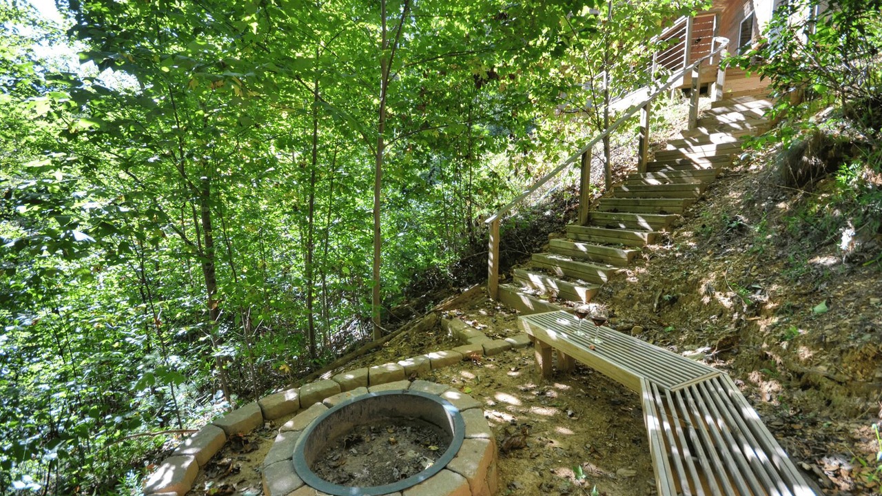 Photo of Outdoor in Almond