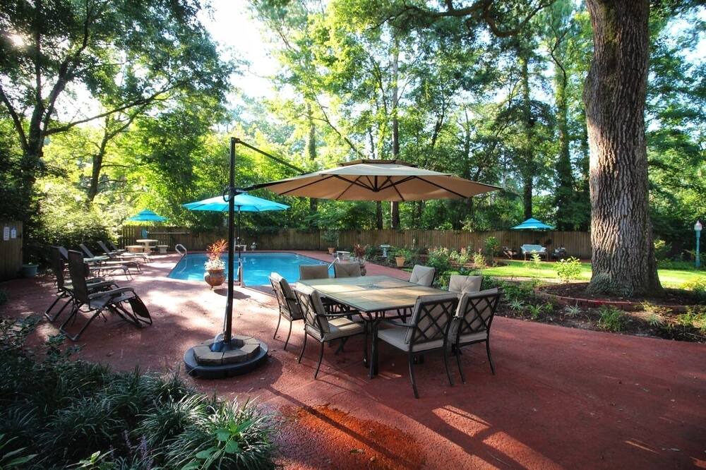 Photo of Outdoor in Summerville
