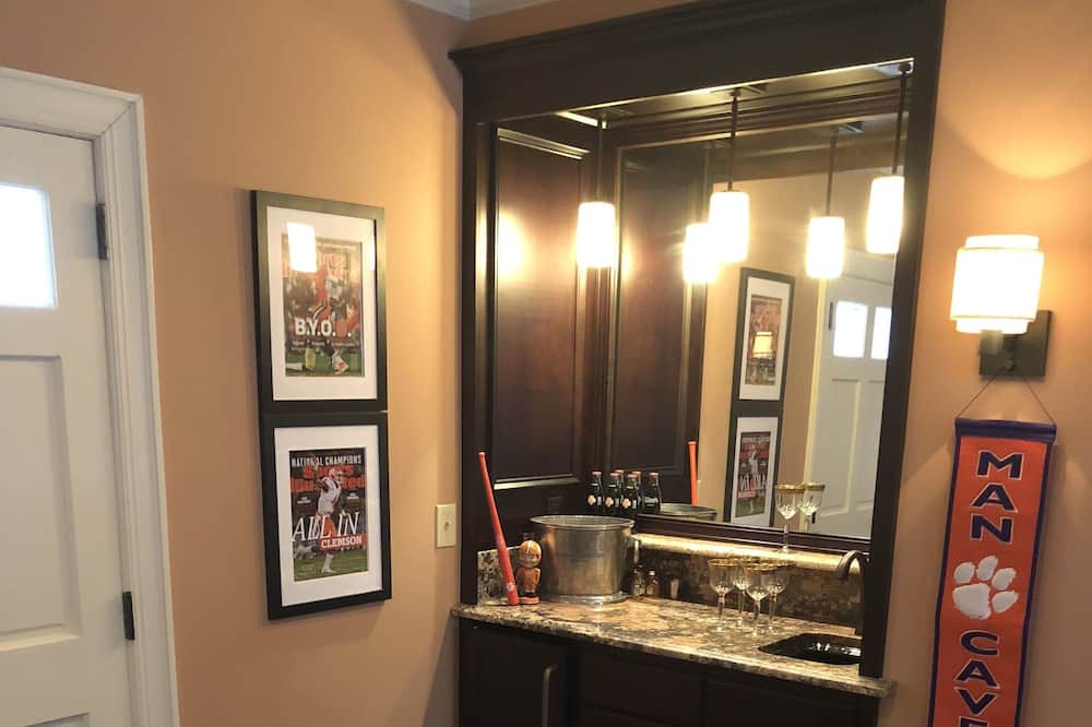 Photo of Bedroom in Hartsville