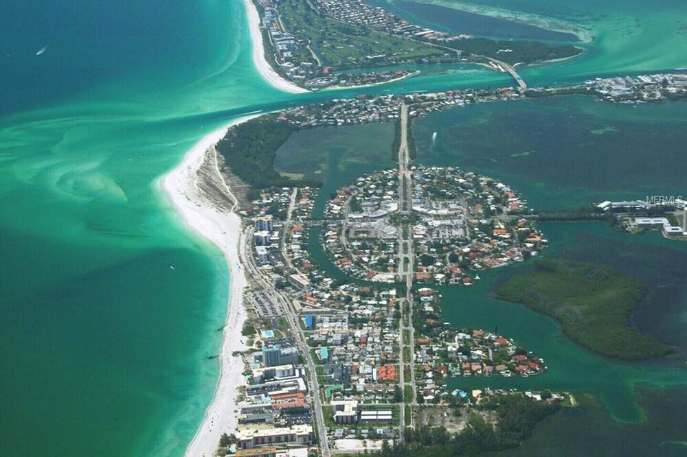 Photo of Others in Fruitville