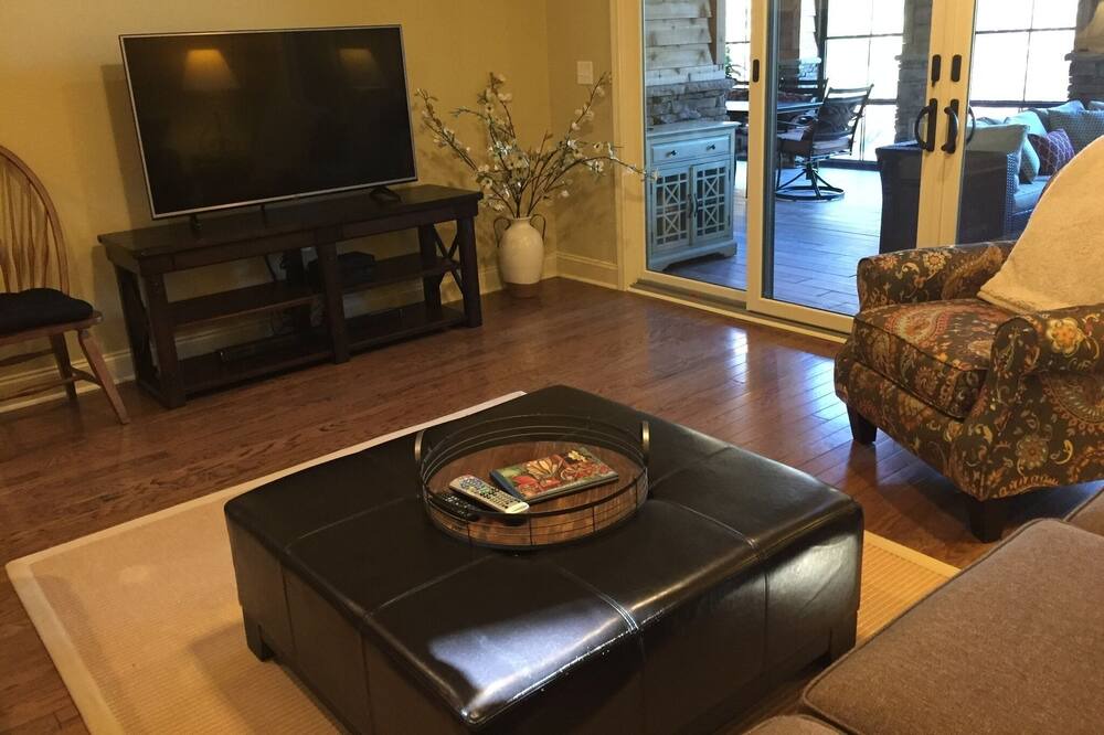 Photo of Livingroom in West Union