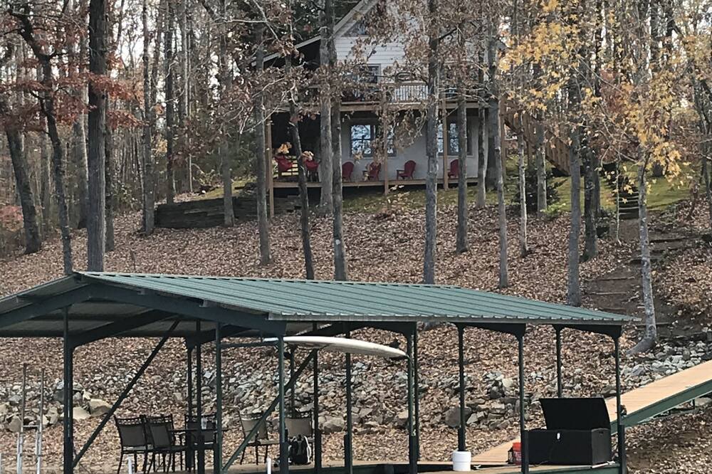 Photo of Outdoor in Martin