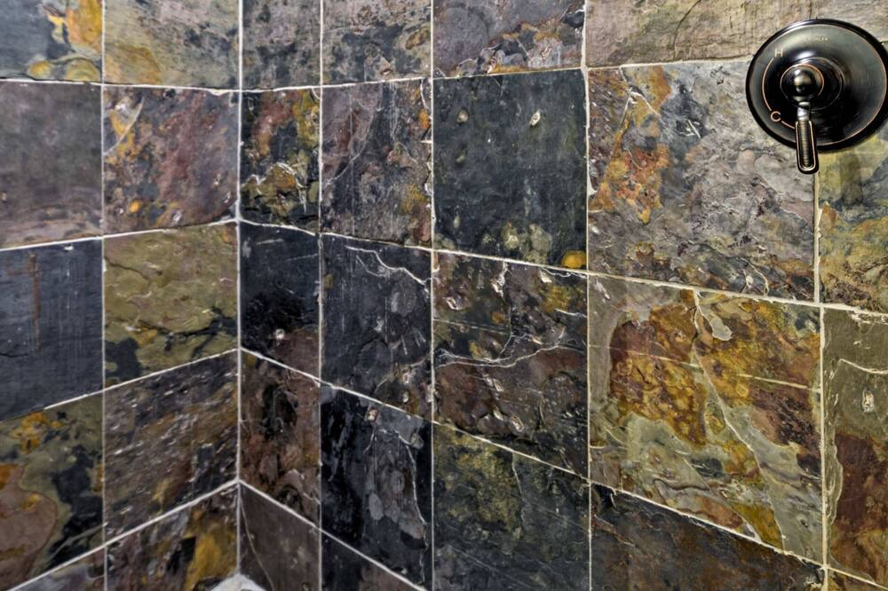 Photo of Bathroom in West Union