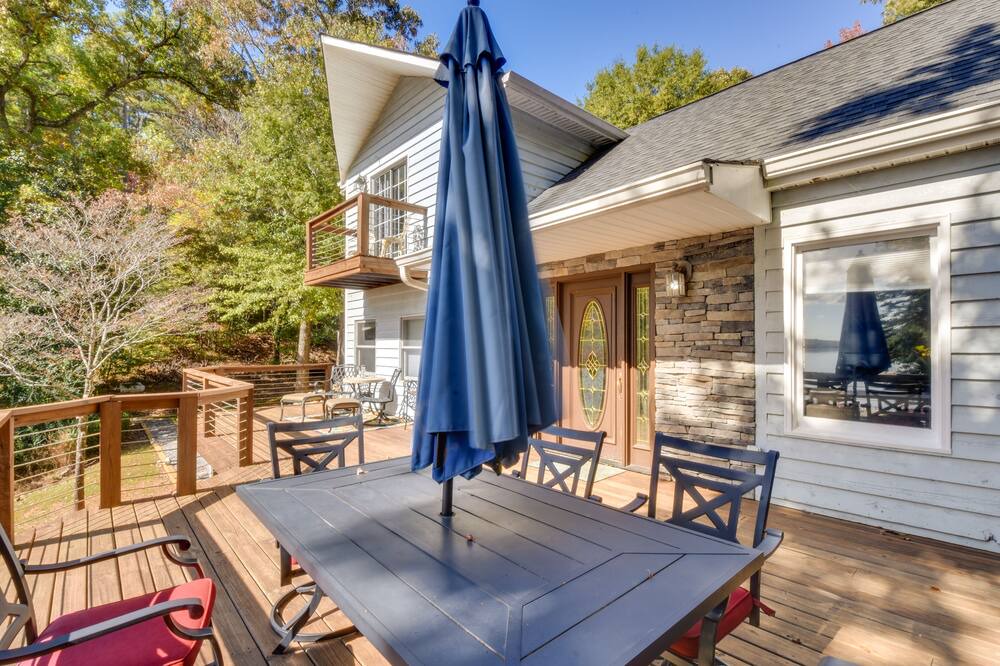 Photo of Patio Balcony in West Union