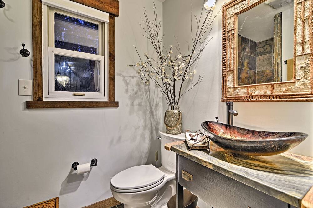 Photo of Bathroom in West Union