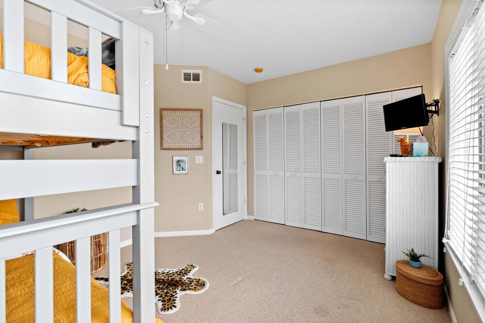 Photo of Bedroom in Whitney Beach