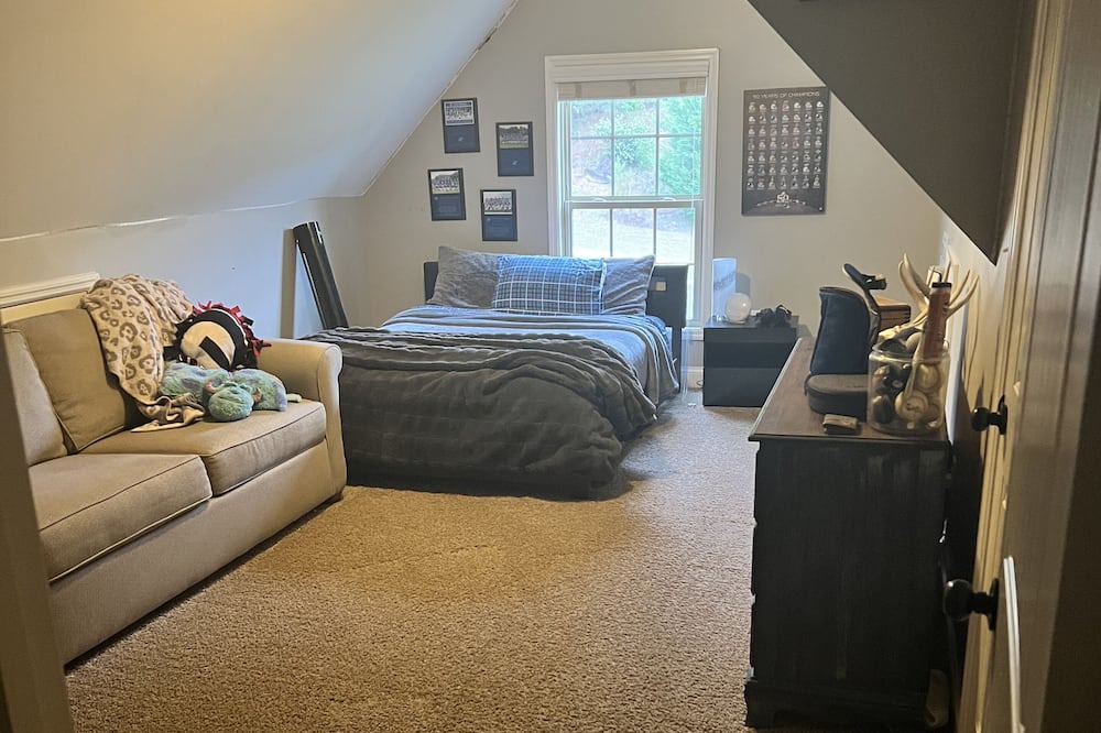 Photo of Bedroom in Watkinsville
