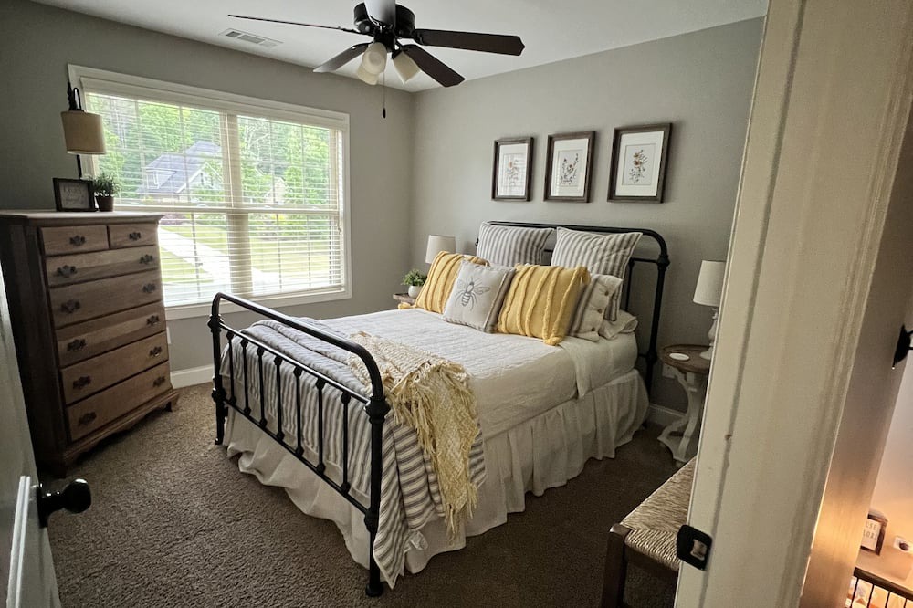 Photo of Bedroom in Watkinsville