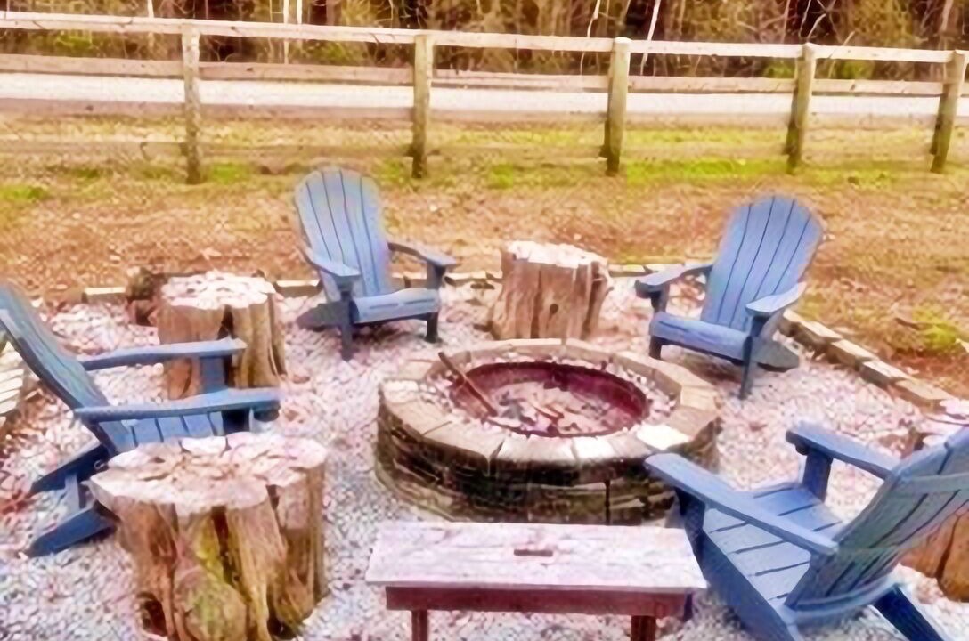 Photo of Outdoor in Townville